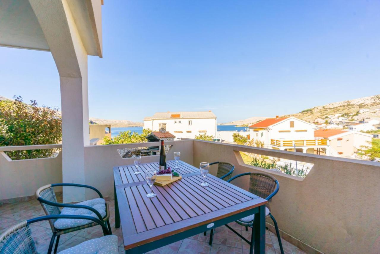 Apartment And Room Bacic Metajna Exterior foto