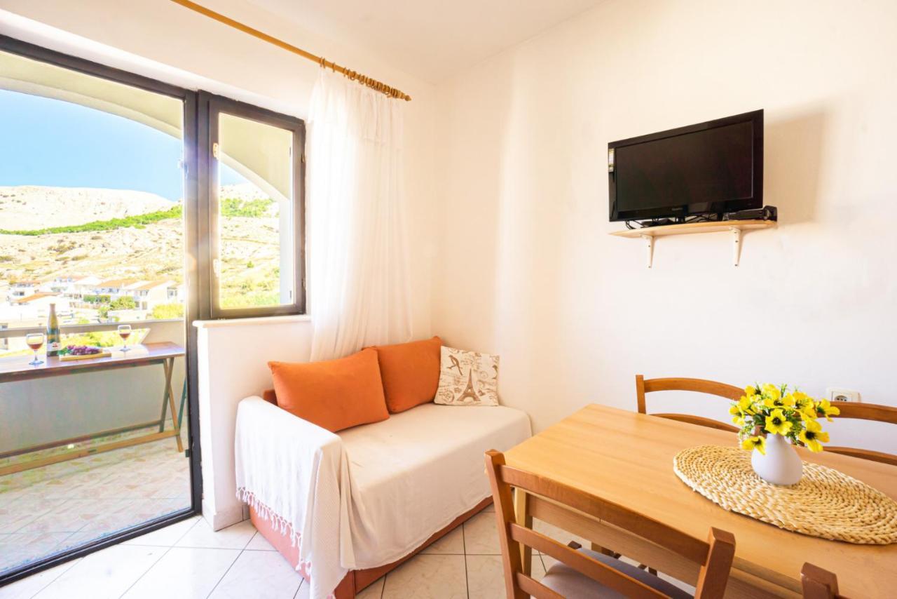 Apartment And Room Bacic Metajna Exterior foto