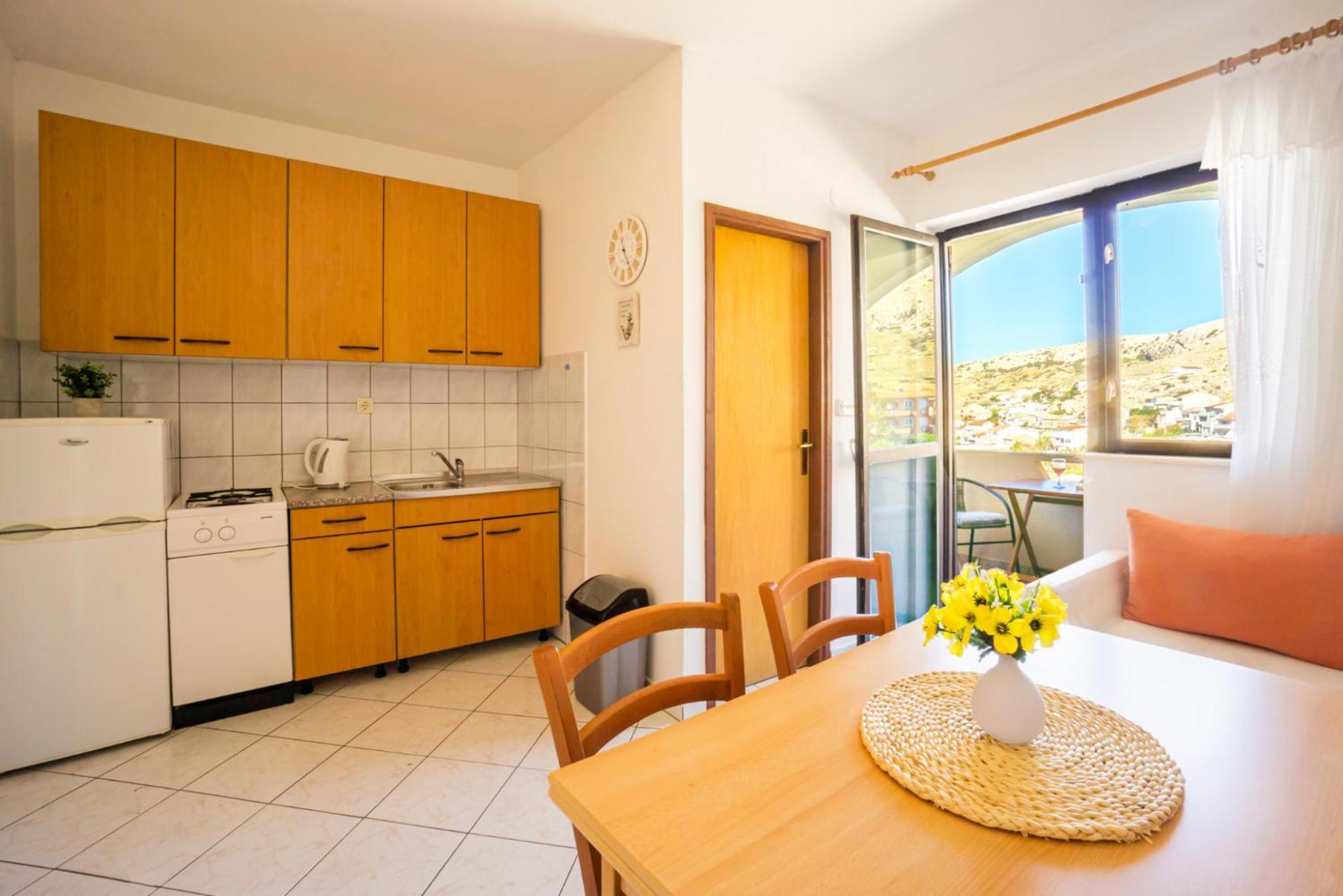 Apartment And Room Bacic Metajna Habitación foto