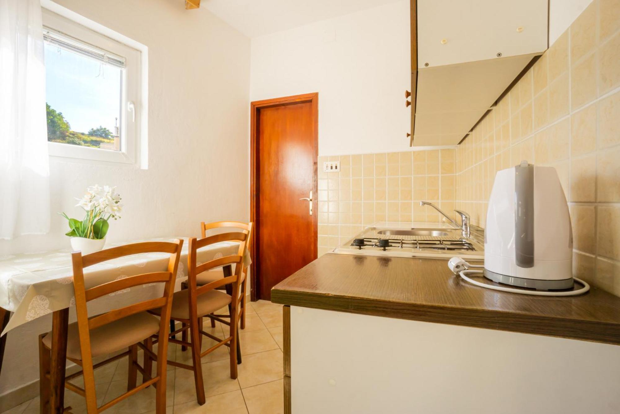 Apartment And Room Bacic Metajna Habitación foto